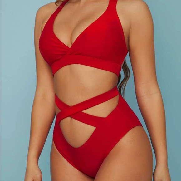 New never worn Red Criss Cross two piece bikini Medium - Picture 2 of 5